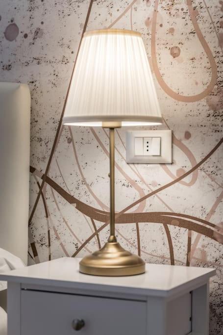 Sotto Le Due Torri 5* Lejlighed Bologna Eksteriør billede