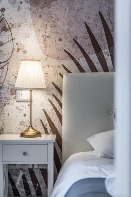 Sotto Le Due Torri 5* Lejlighed Bologna Eksteriør billede